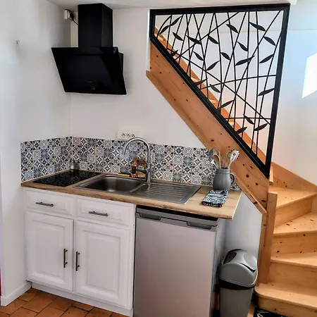 Maison De Campagne, Rouge