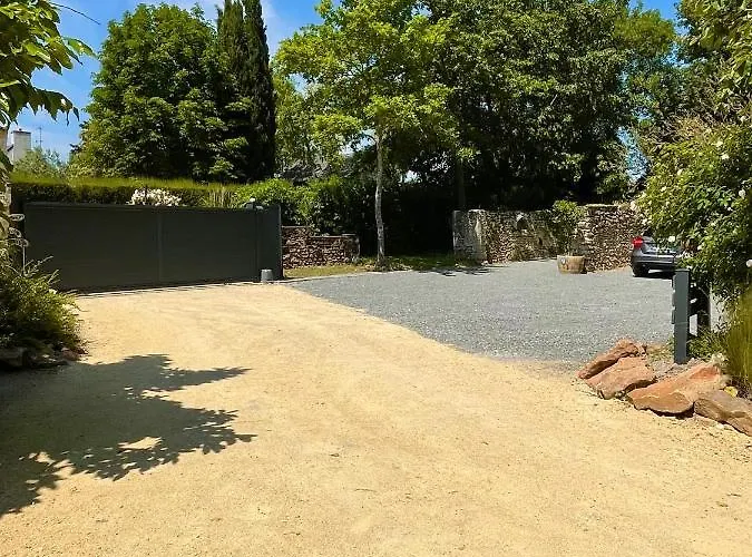 Maison De Campagne, Rouge 펜션