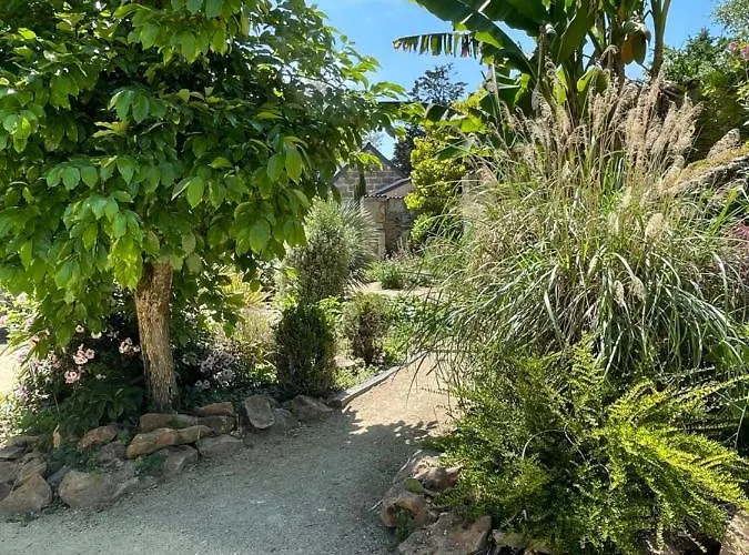 Maison De Campagne, Rouge 펜션 *