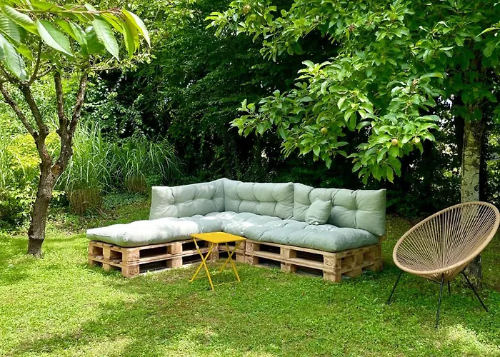 Maison De Campagne, Rouge